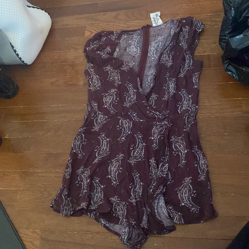 Sadie & Sage patterned romper
